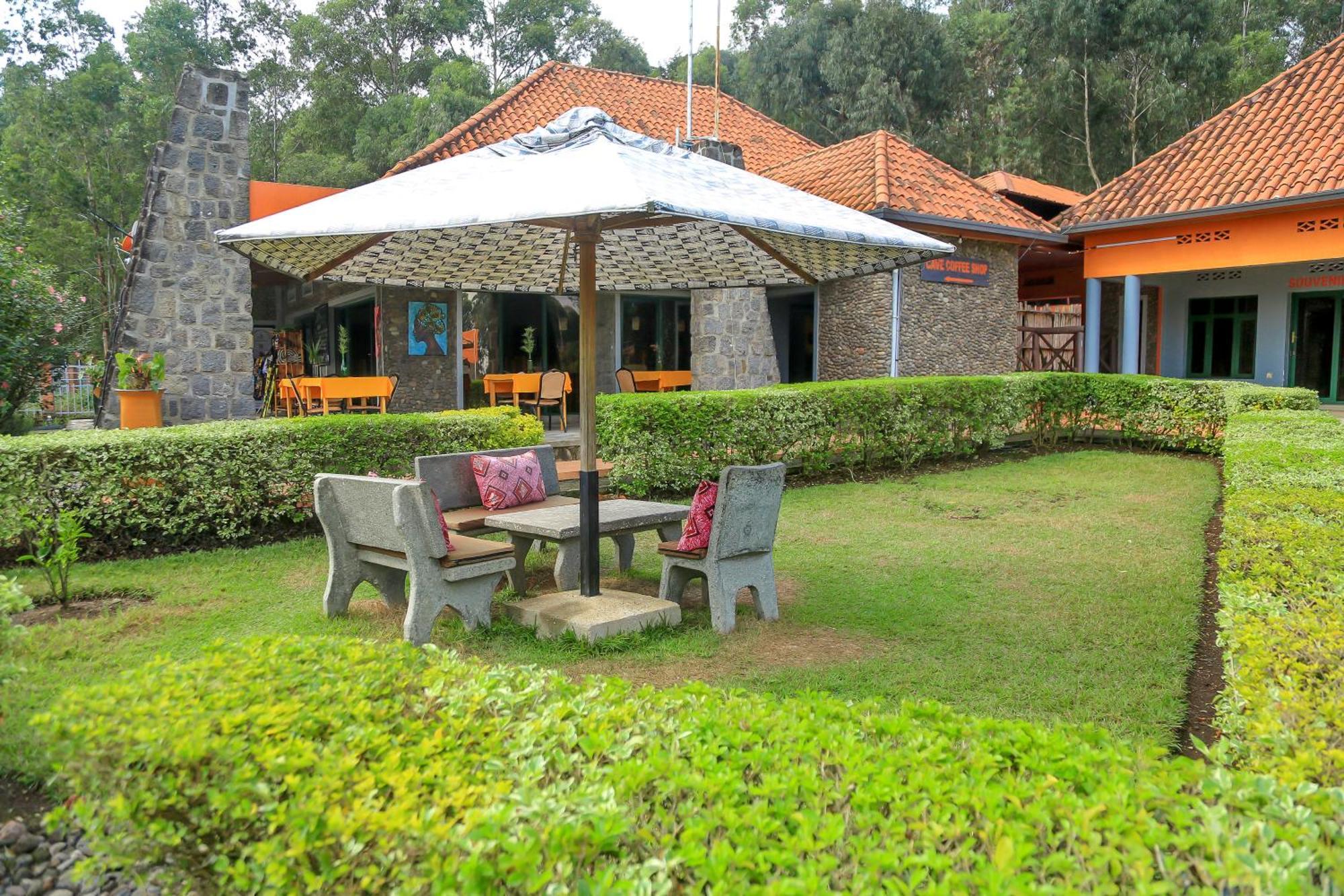 Karisimbi Cave Resort Ruhengeri Exterior foto